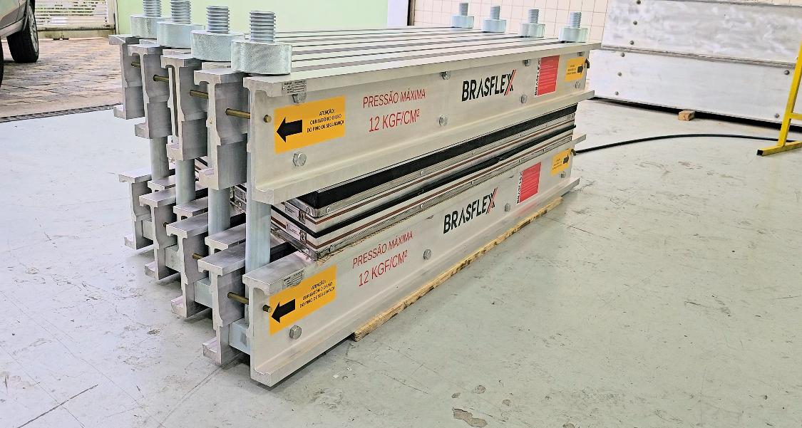 Prensa para vulcanizar correia transportadora